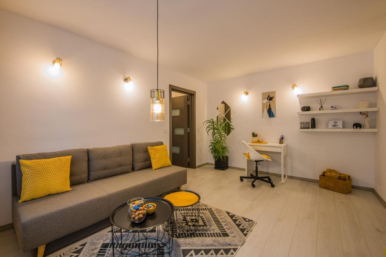 Kitty Sunflower Apartment Alba Iulia Eksteriør bilde